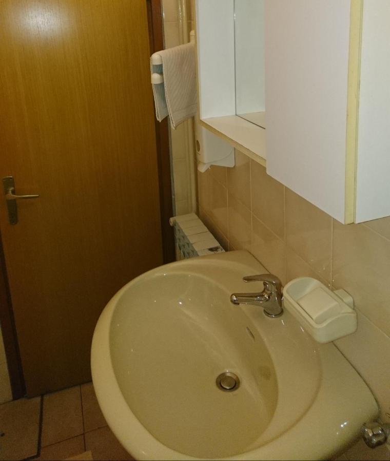 Apartment Mira Rijeka Zimmer foto